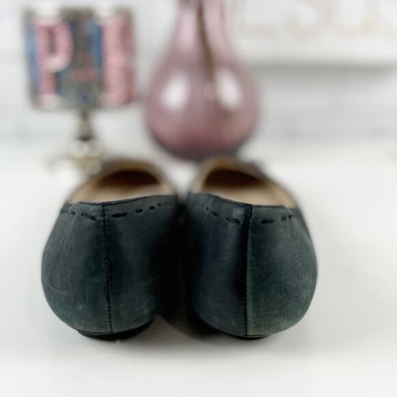 Seychelles Leather/Suede Pointed Toe Flats with Stitching & Buckle Design Size 8 - Picture 3 of 11